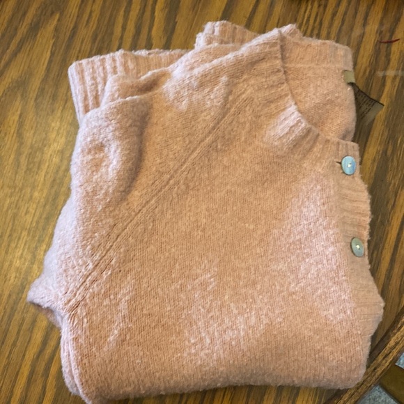 Forever 21 Dusty Pink Boucle Cardigan Sweater with Shell Buttons Size Small - Picture 7 of 7